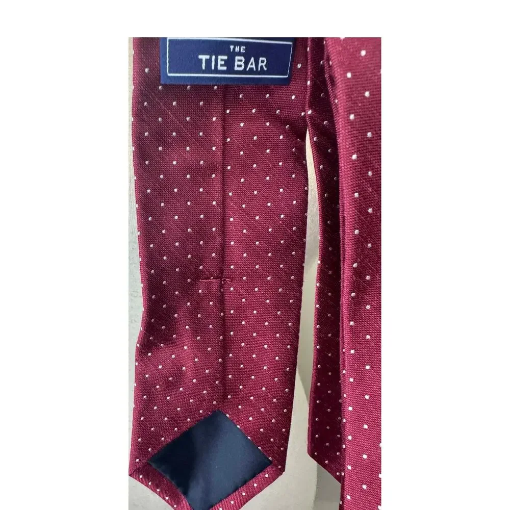 The Tie Bar Wine Mini Dots Silk Necktie - Versatile & Stylish
